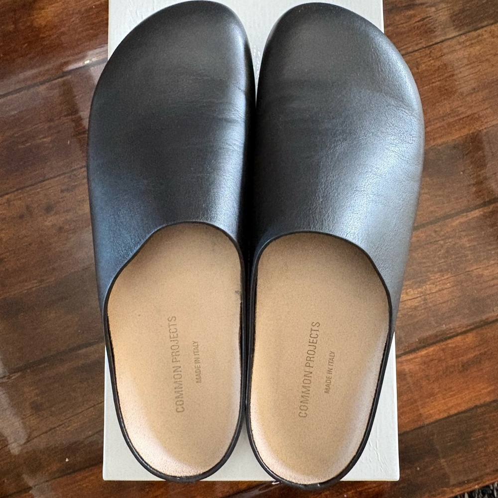 New with box Common Project Black Leather Clog size 44